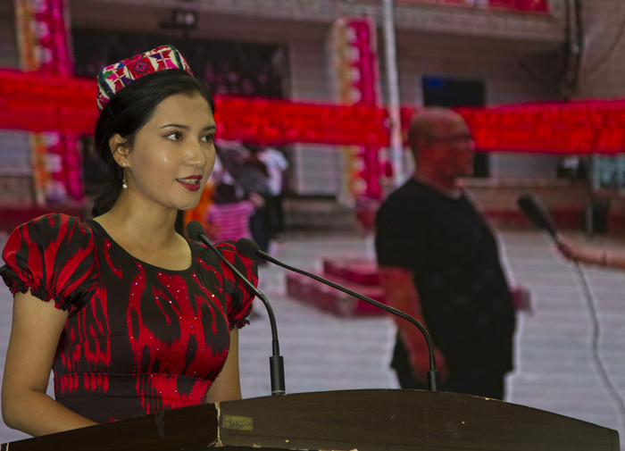 1500376981040086880.jpg 县文广局选手穆凯代斯,《蓬勃发展享幸福 共迎党的十九大》_副本.jpg