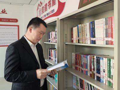 榜样丨做“动真碰硬”的纪检利剑——记自治区纪检监察系统嘉奖人员、库尔勒市纪委副书记、监委副主任郝郁