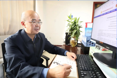 榜样丨刘鹏的坚守与付出——记自治区纪检监察系统嘉奖人员、巴州纪委监委驻州党委宣传部纪检监察组副组长刘鹏